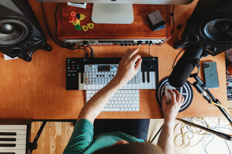 a day in the life of a music producer 